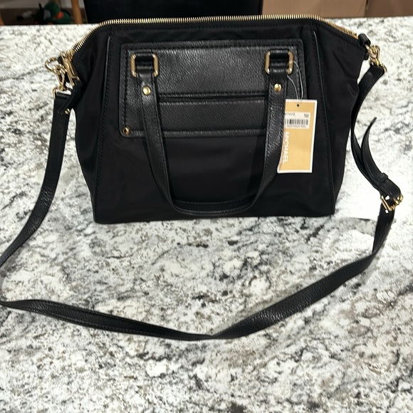 Micheal Kors Gilmore purse - Picture 2 of 6